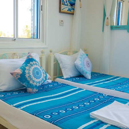 Greek Island Style 2 Bedroom Villa With Pool Next To The Sea Larnaka Exterior foto