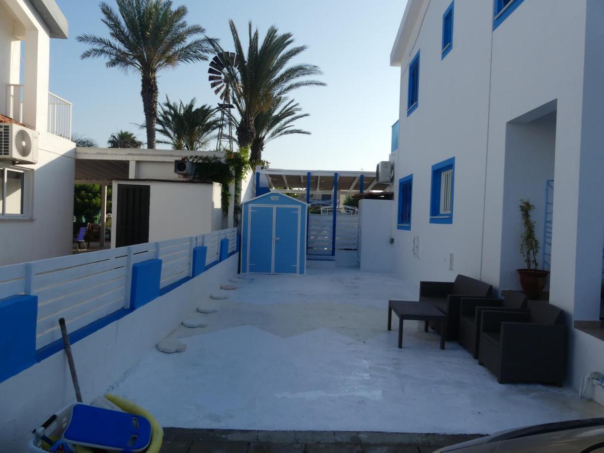 Greek Island Style 2 Bedroom Villa With Pool Next To The Sea Larnaka Exterior foto