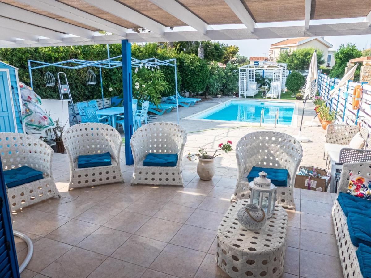 Greek Island Style 2 Bedroom Villa With Pool Next To The Sea Larnaka Exterior foto