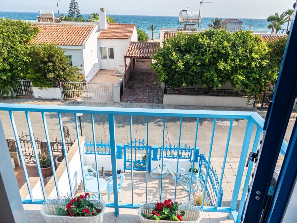 Greek Island Style 2 Bedroom Villa With Pool Next To The Sea Larnaka Exterior foto